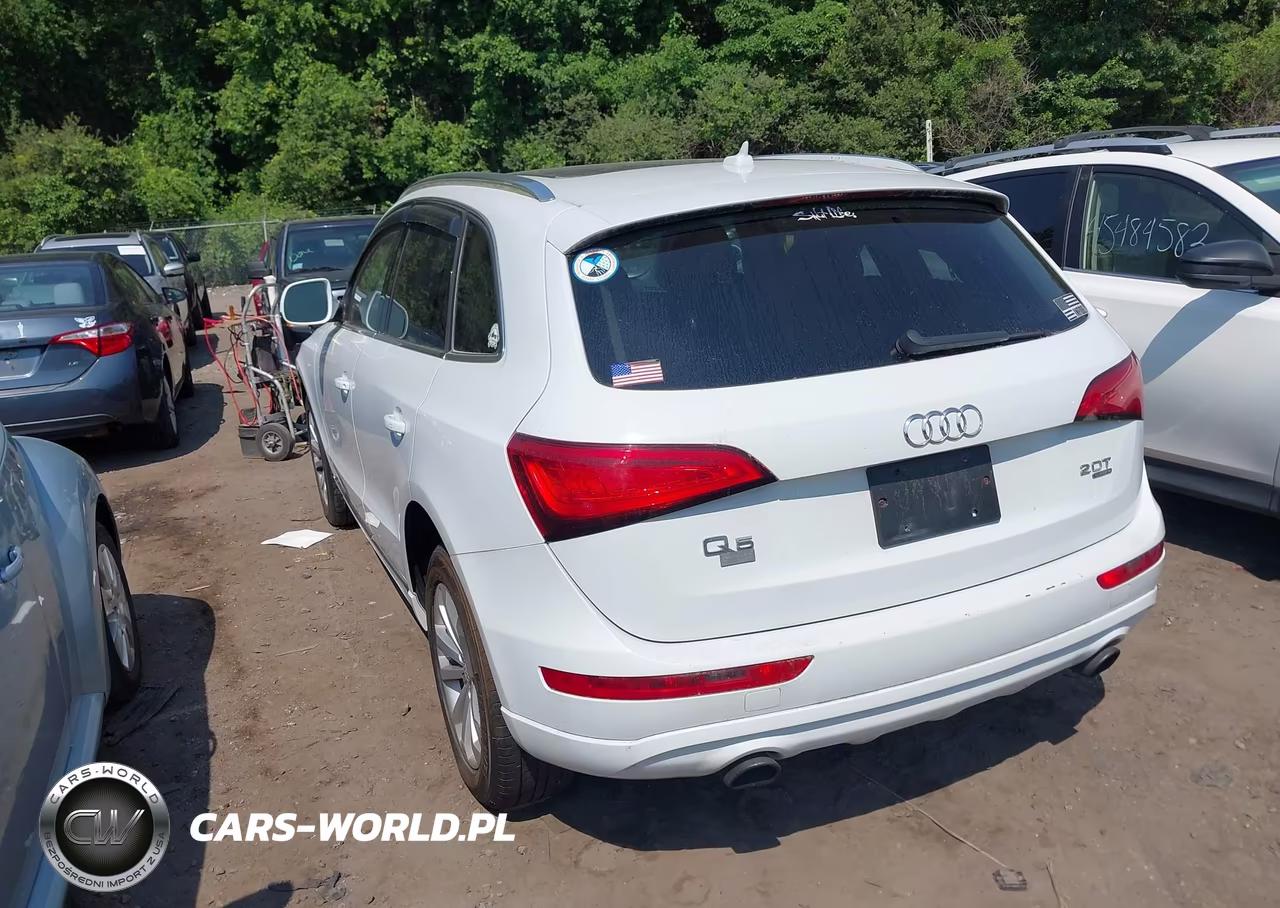 2014 Audi Q5 2.0T Premium VIN:WA1LFAFP0EA080661 - 3