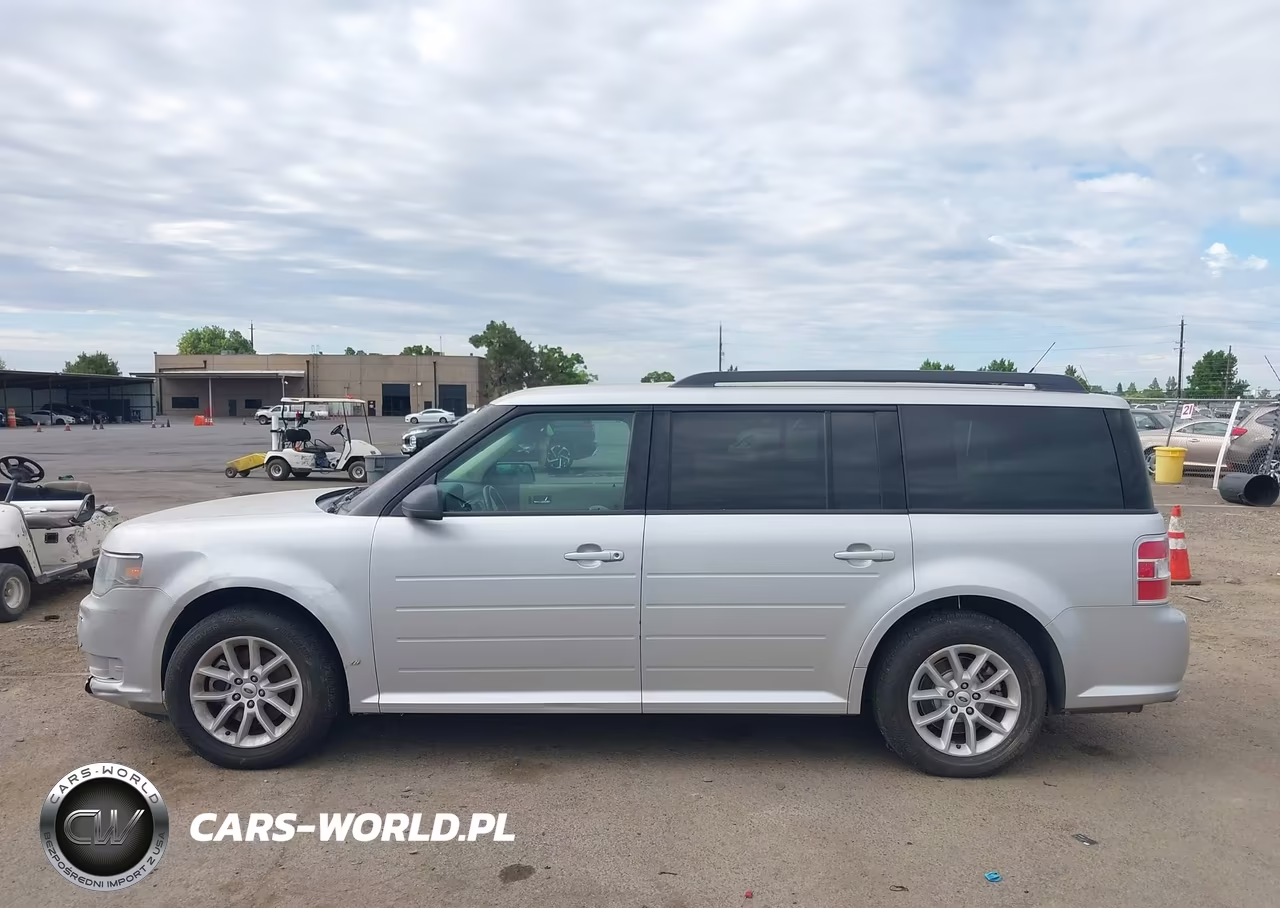 2018 Ford Flex Se VIN:2FMGK5B88JBA19092 - 14