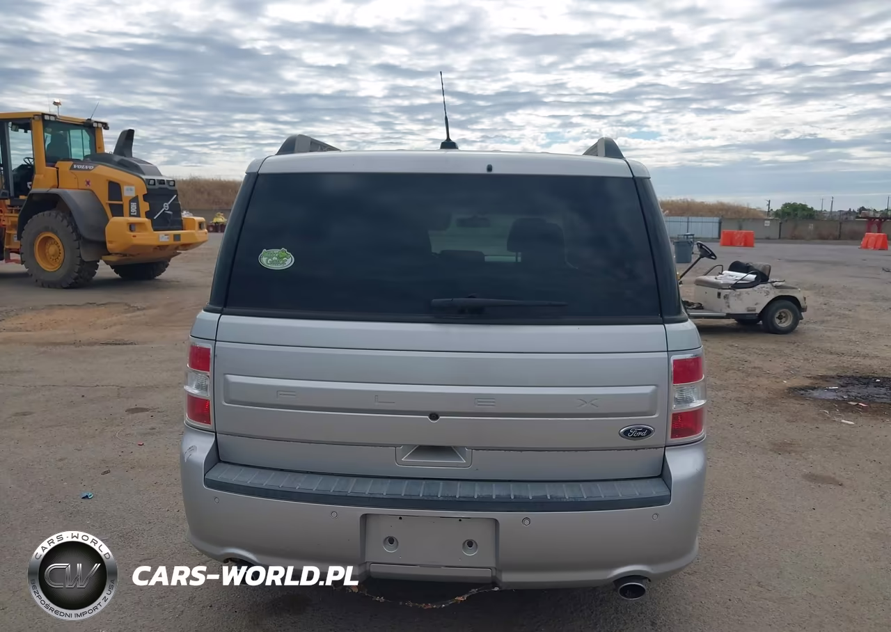 2018 Ford Flex Se VIN:2FMGK5B88JBA19092 - 16
