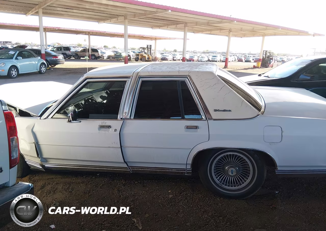 1990 Ford Crown Victoria Lx VIN:2FACP74F9LX137787 - 14