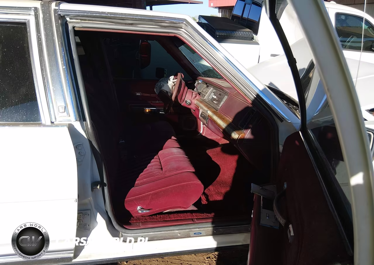 1990 Ford Crown Victoria Lx VIN:2FACP74F9LX137787 - 5