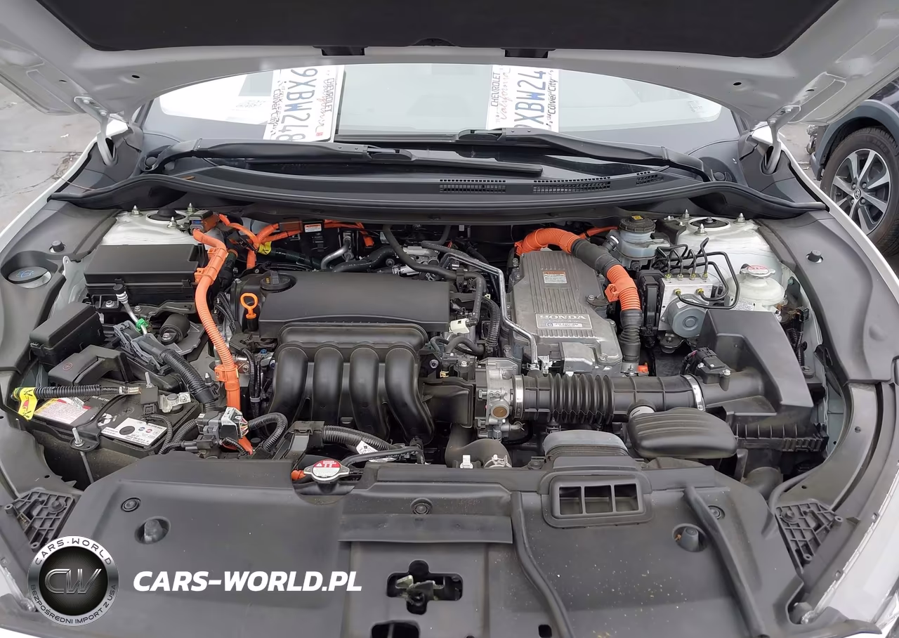 2018 Honda Clarity Plug-In Hybrid VIN:JHMZC5F17JC018201 - 10