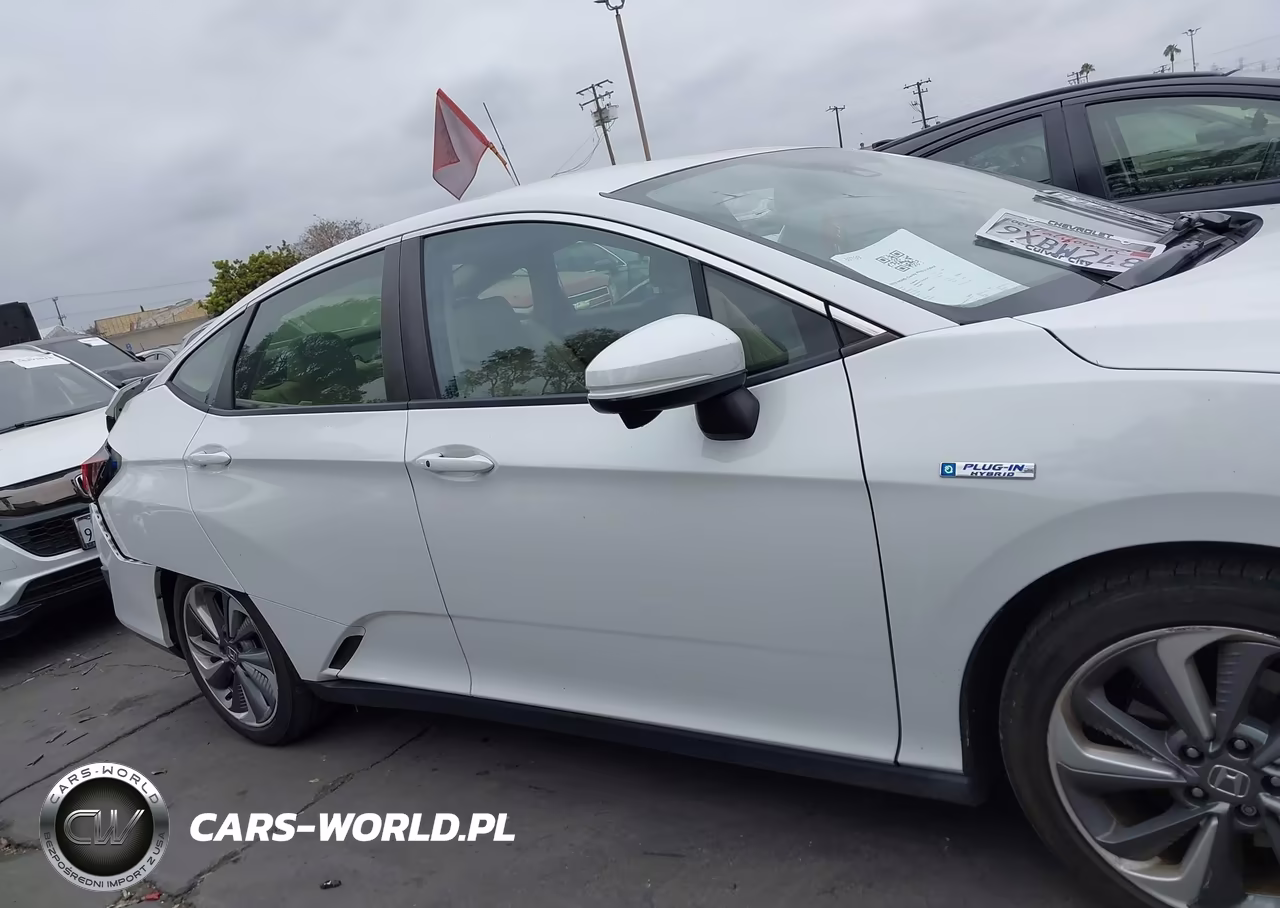 2018 Honda Clarity Plug-In Hybrid VIN:JHMZC5F17JC018201 - 13