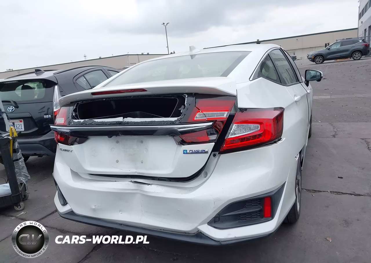 2018 Honda Clarity Plug-In Hybrid VIN:JHMZC5F17JC018201 - 16