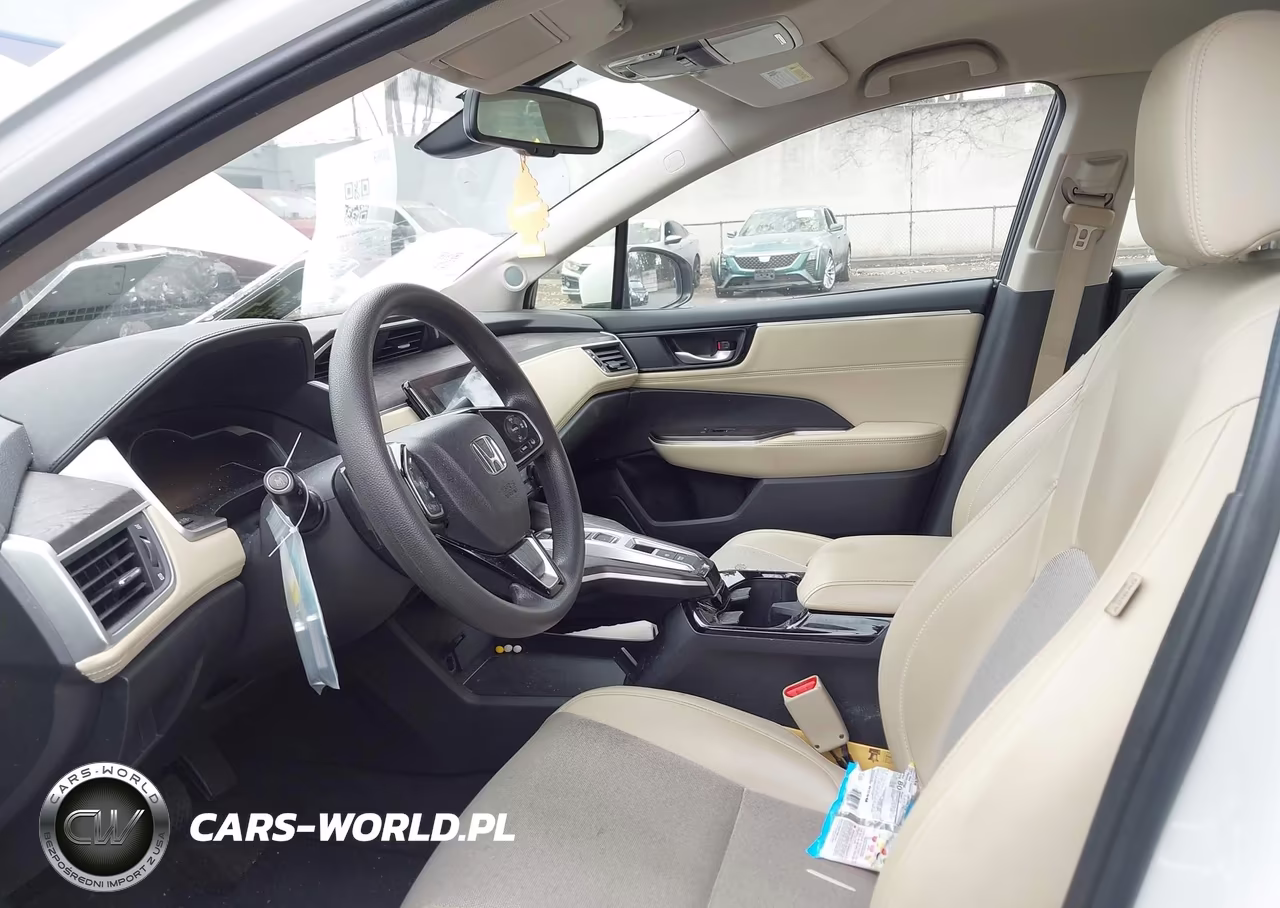 2018 Honda Clarity Plug-In Hybrid VIN:JHMZC5F17JC018201 - 17