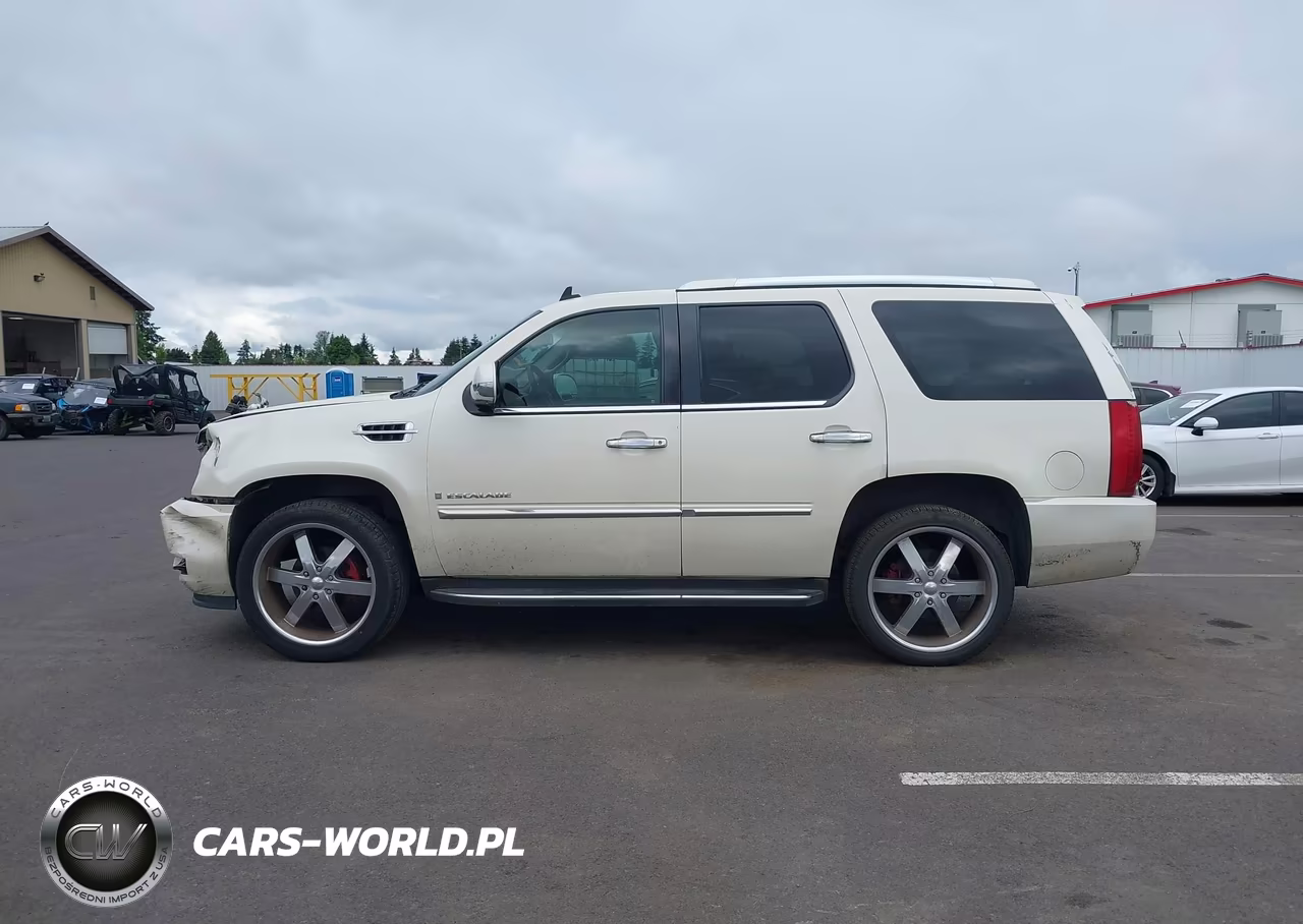 2007 Cadillac Escalade Standard VIN:1GYEC63887R354821 - 15