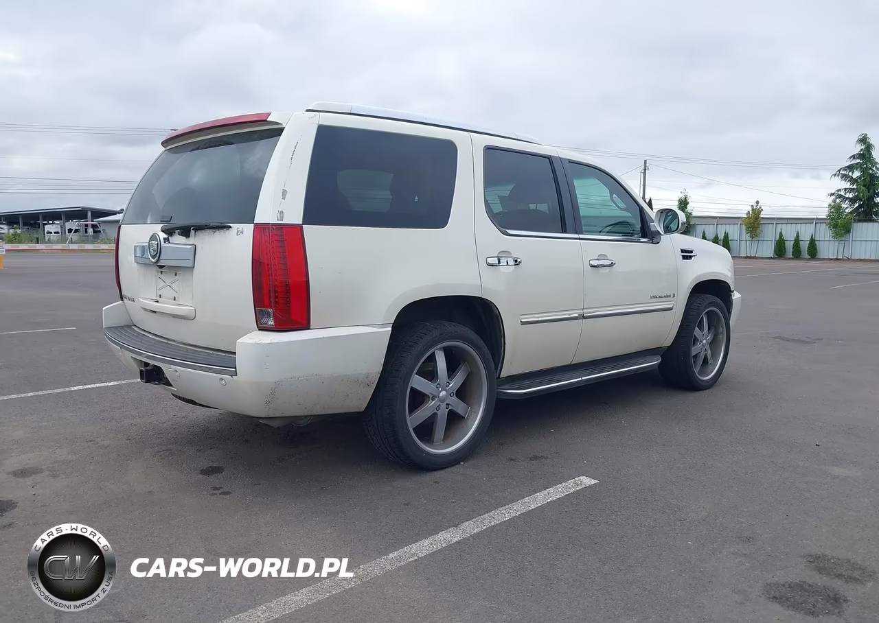 2007 Cadillac Escalade Standard VIN:1GYEC63887R354821 - 4
