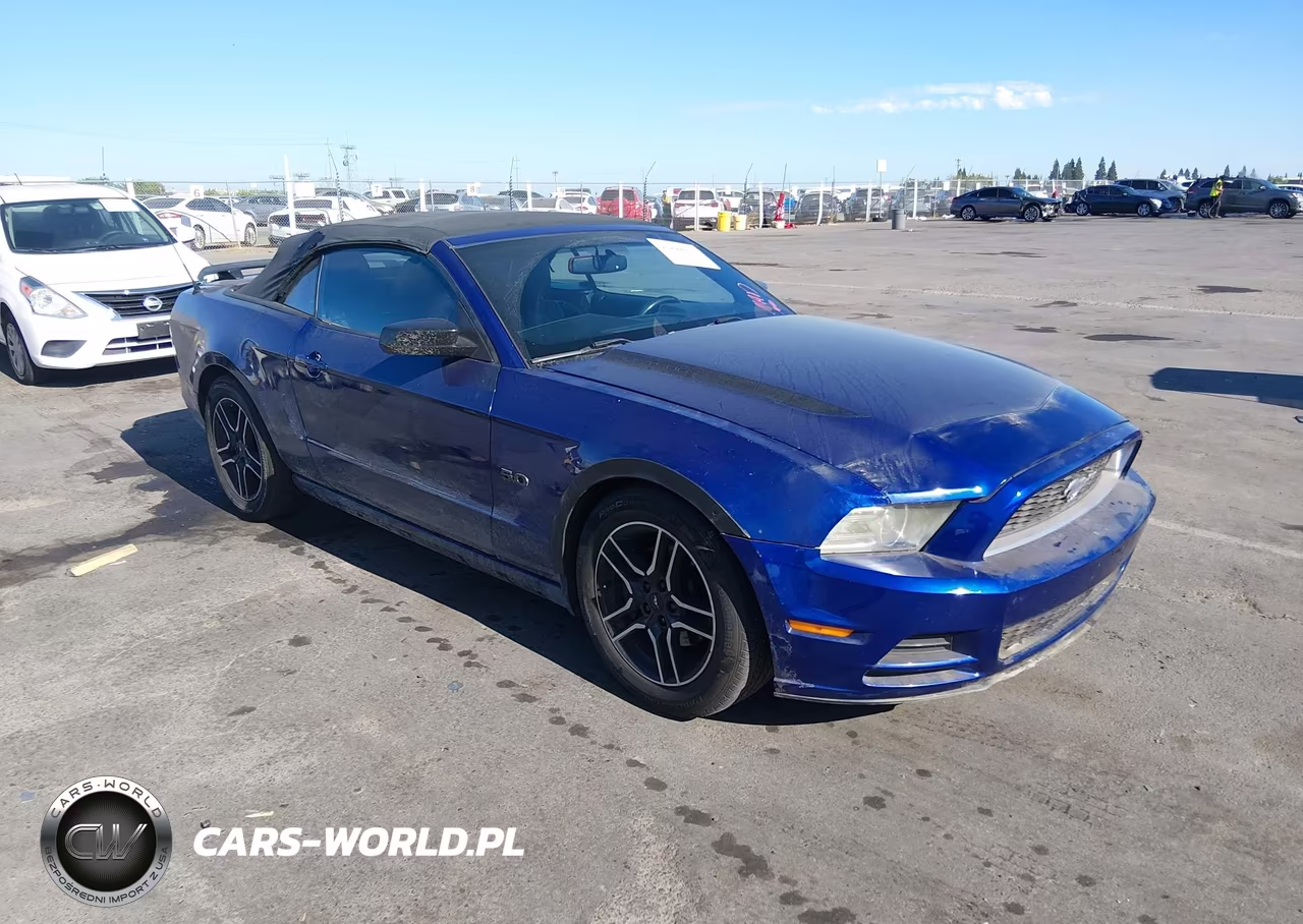2013 Ford Mustang V6 Premium – zdjęcie 1 z 16