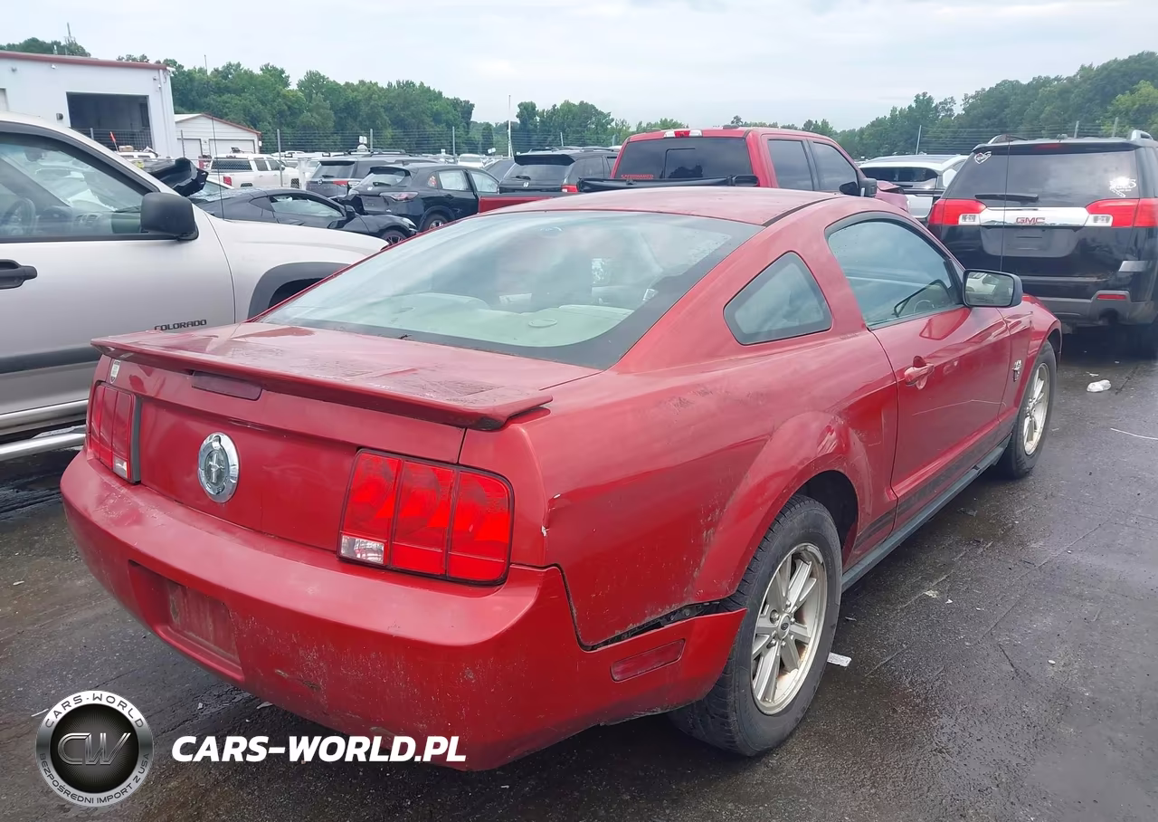 2009 Ford Mustang V6 VIN:1ZVHT80N595104937 - 4
