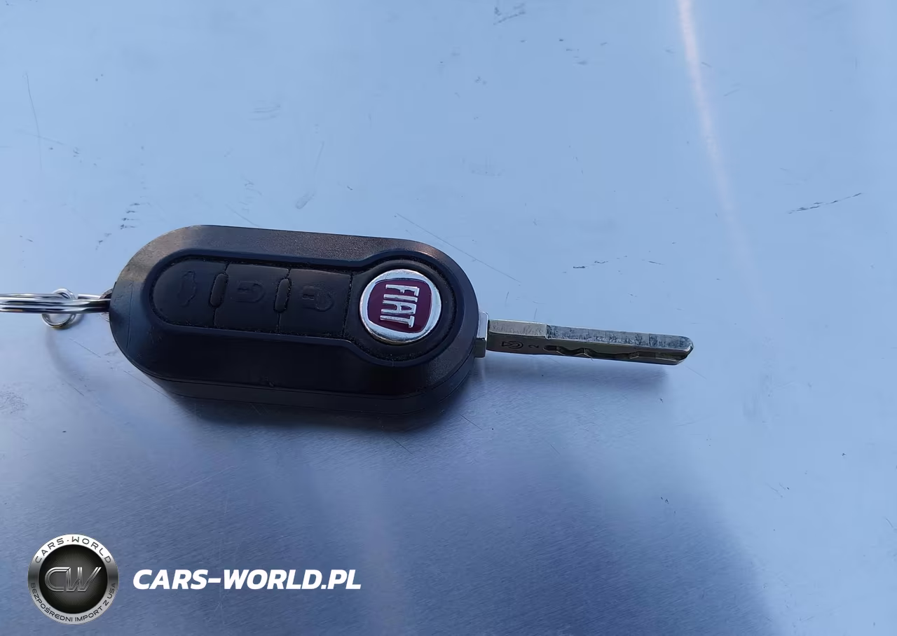 2012 Fiat 500 Lounge VIN:3C3CFFCR9CT117774 - 11