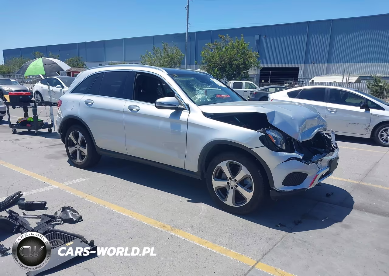 2016 Mercedes-Benz Glc 300