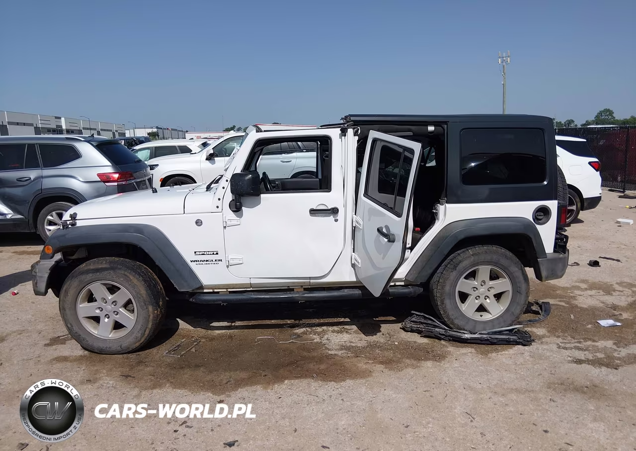 2016 Jeep Wrangler Unlimited Sport VIN:1C4BJWDGXGL187319 - 14