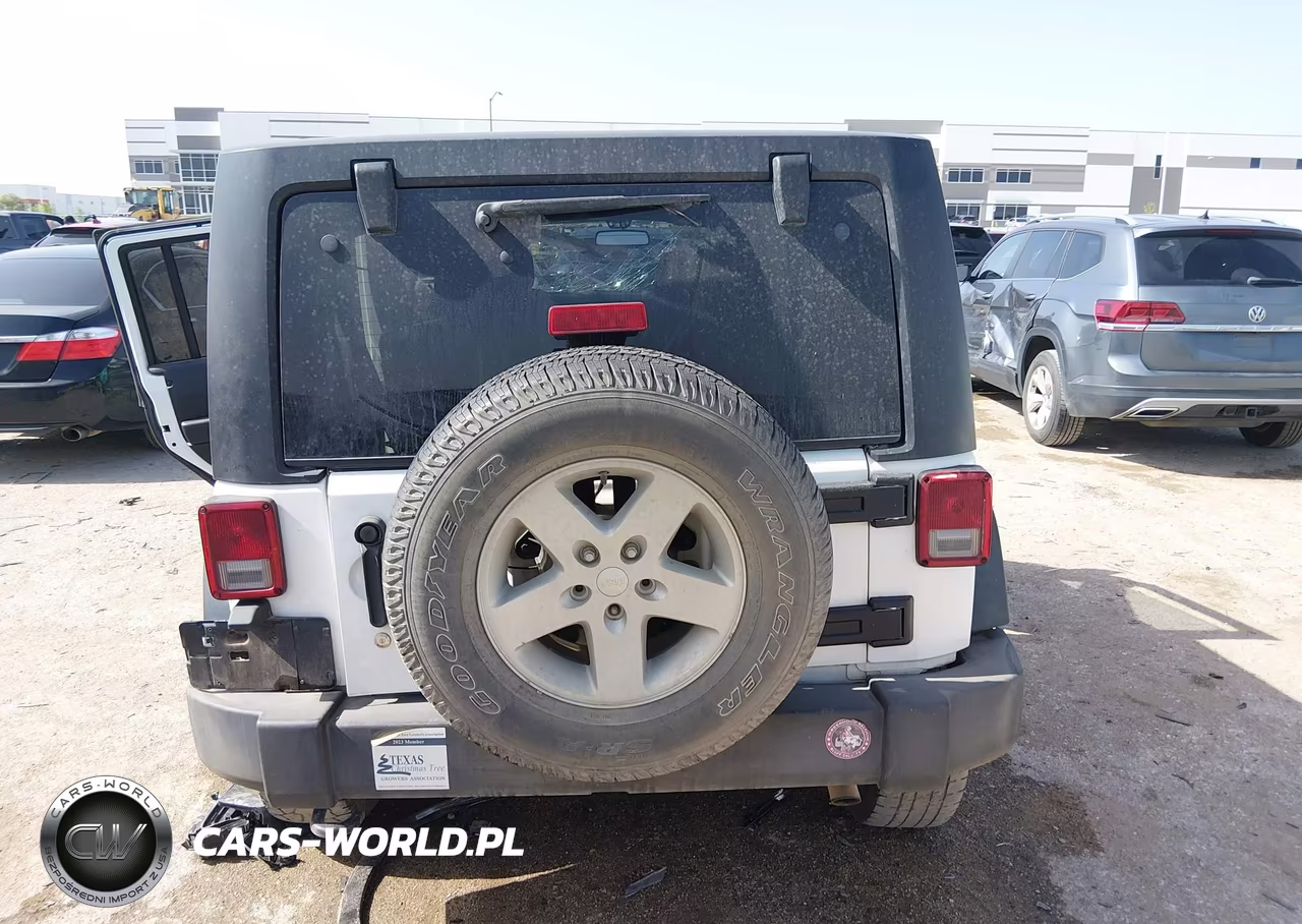 2016 Jeep Wrangler Unlimited Sport VIN:1C4BJWDGXGL187319 - 16