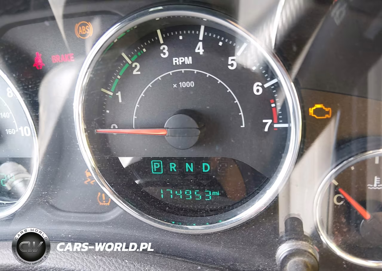 2016 Jeep Wrangler Unlimited Sport VIN:1C4BJWDGXGL187319 - 7