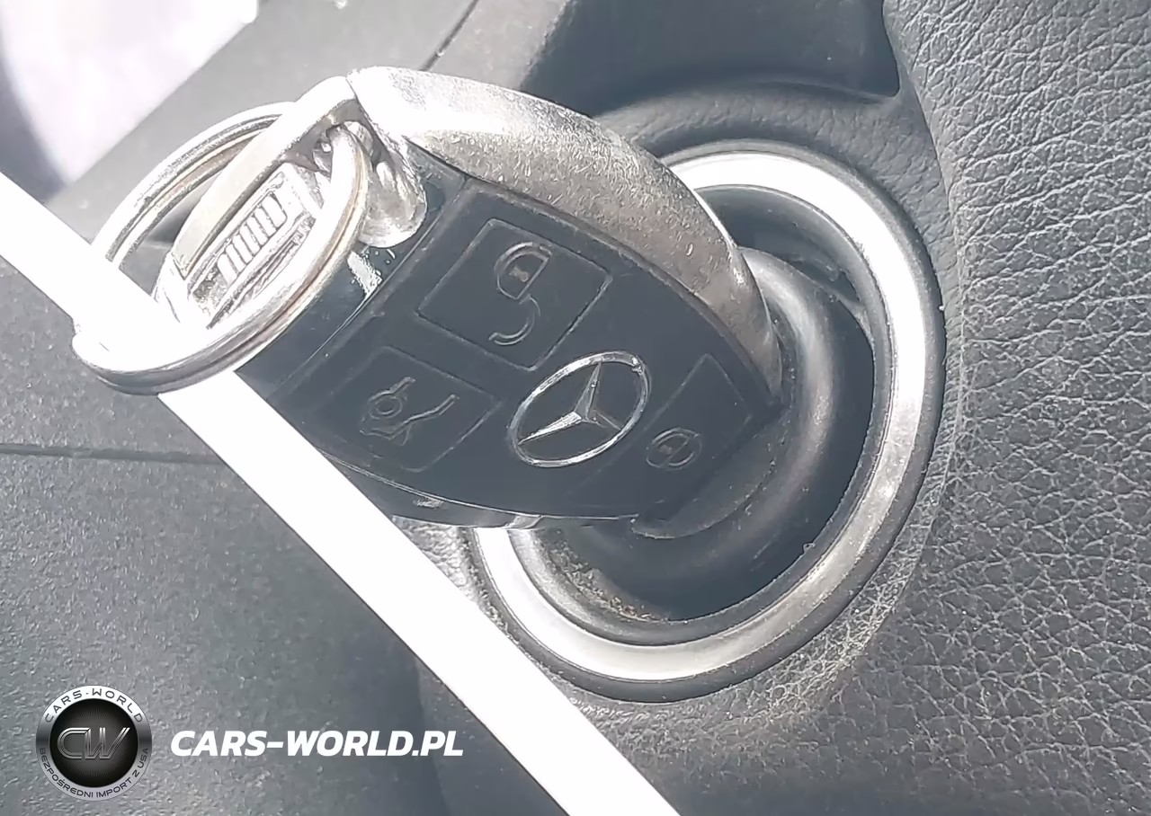 2012 Mercedes-Benz C 250 Luxury-Sport VIN:WDDGF4HB3CR205411 - 11