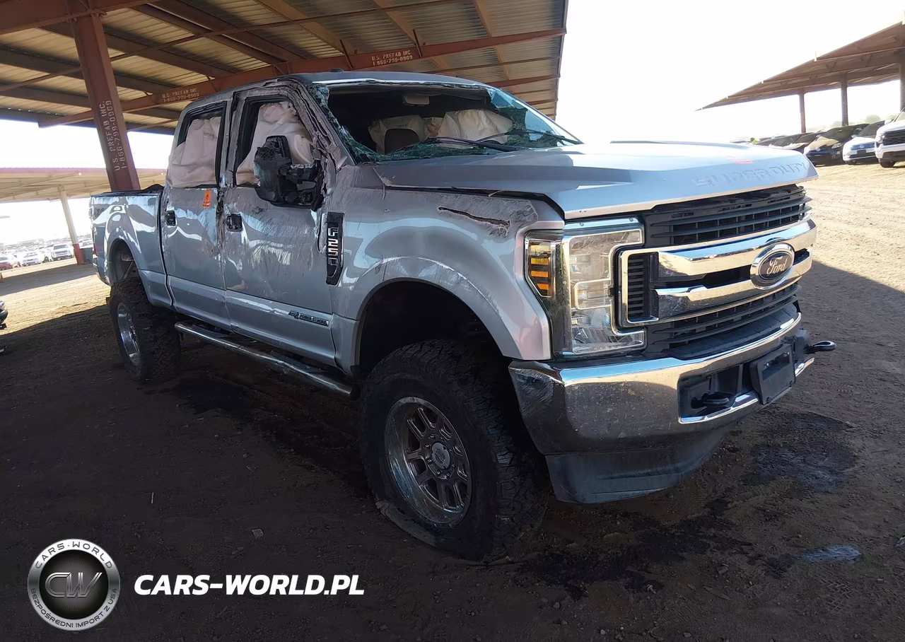 2018 Ford F-250 Xlt – zdjęcie 1 z 16