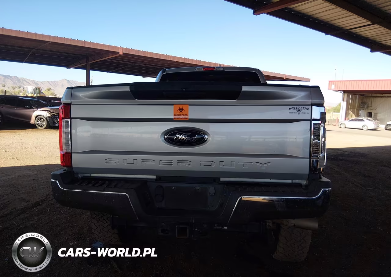 2018 Ford F-250 Xlt VIN:1FT7W2BT7JEB38087 - 16
