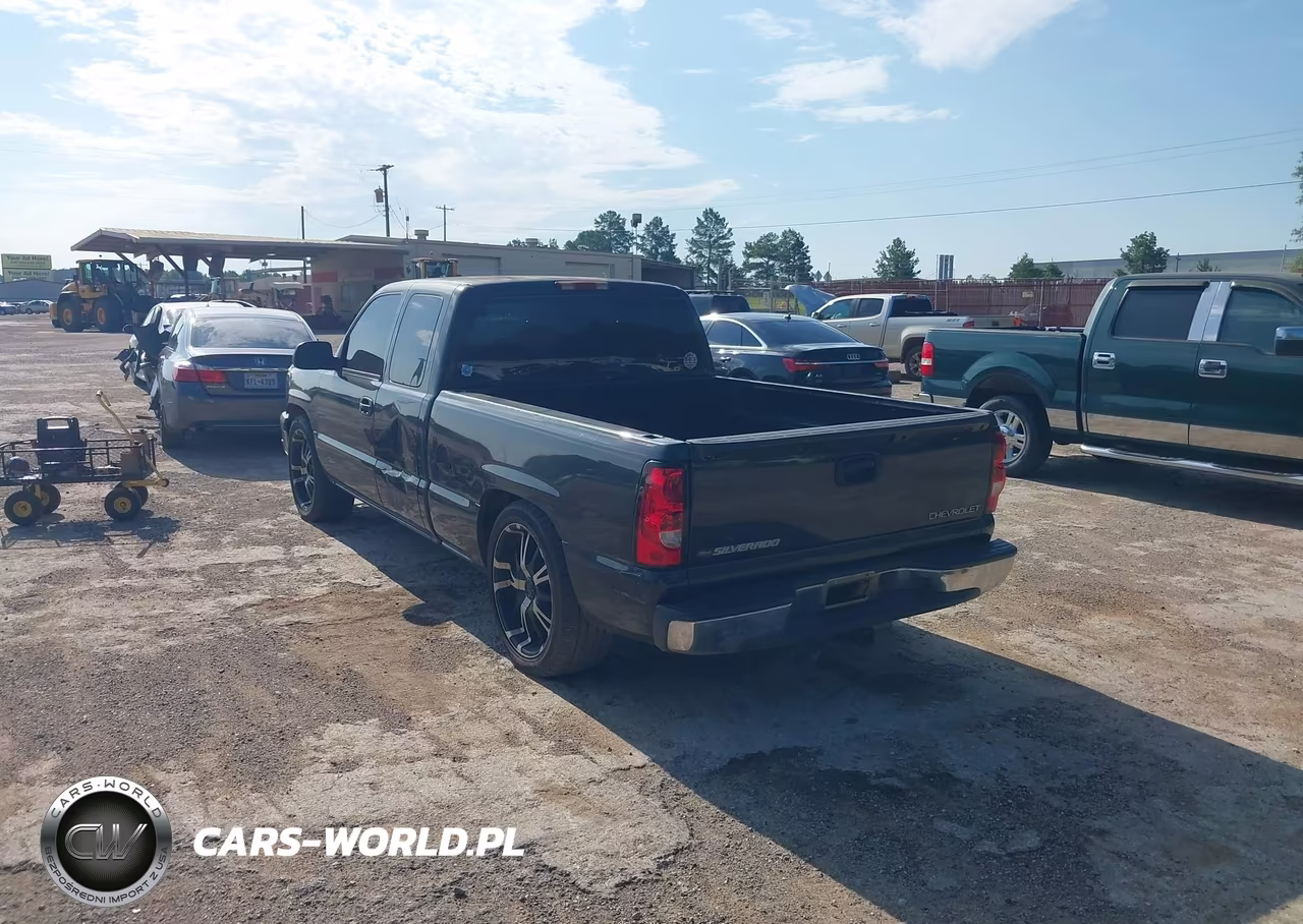 2004 Chevrolet Silverado 1500 Ls VIN:1GCEC19V84Z351791 - 3