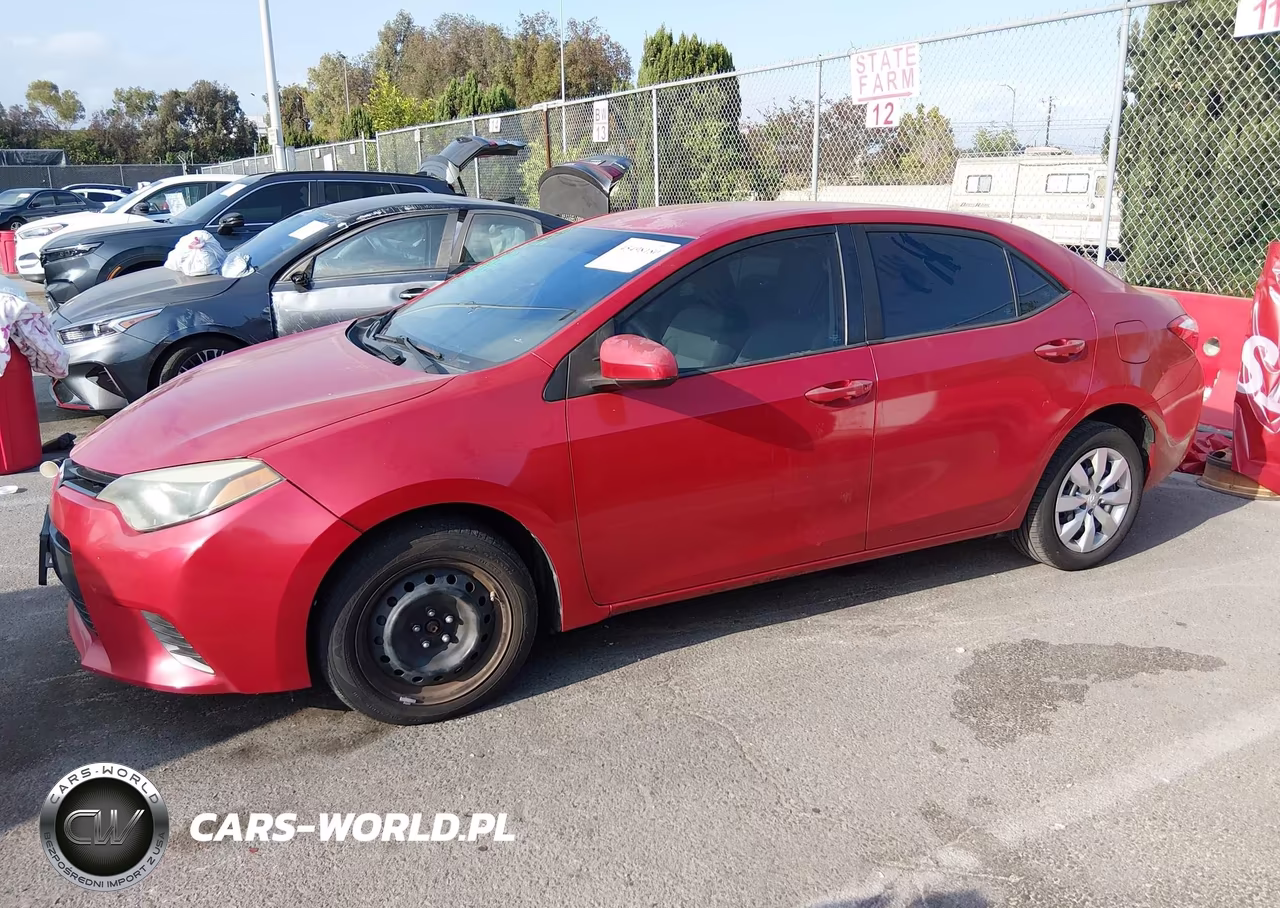 2015 Toyota Corolla Le VIN:5YFBURHE8FP324197 - 14