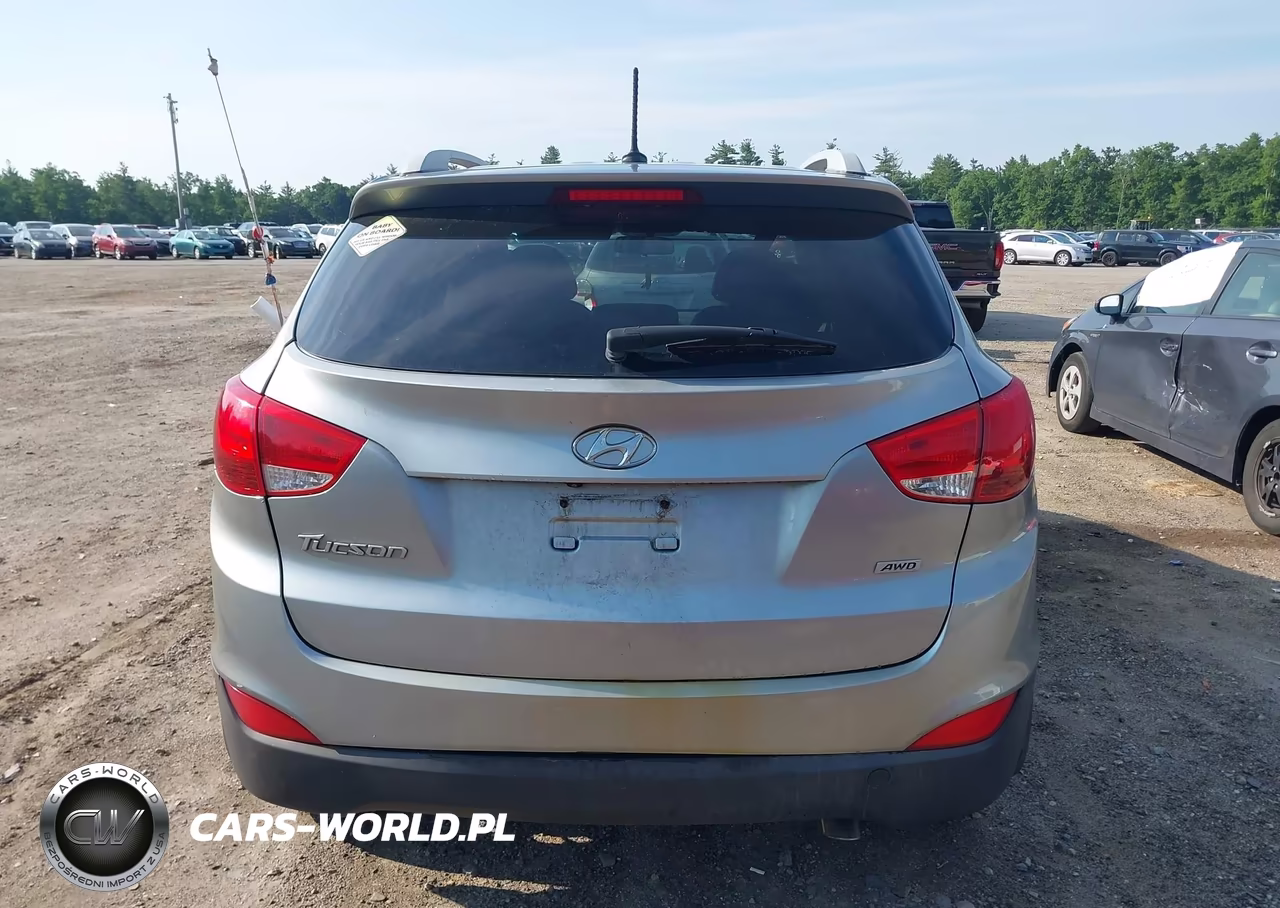 2015 Hyundai Tucson Se VIN:KM8JUCAG8FU090971 - 17