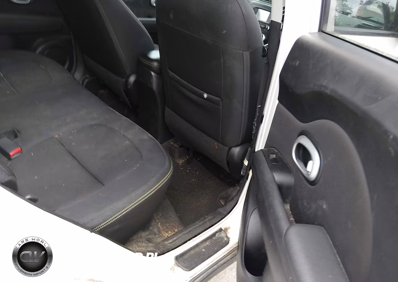2016 Kia Soul + VIN:KNDJP3A56G7257855 - 8