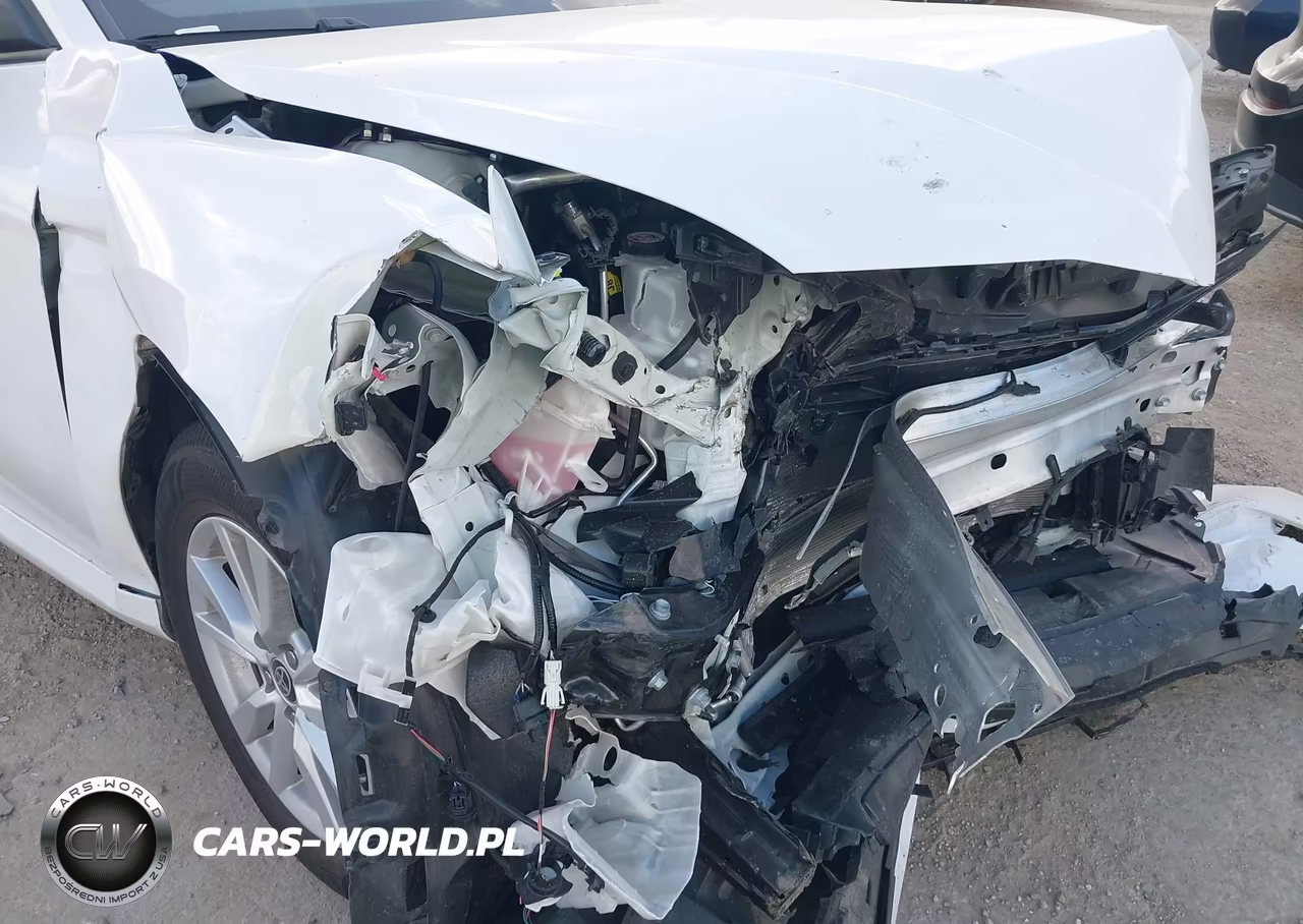 2026 Toyota Camry Le VIN:4T1DAACK1TU291117 - 6