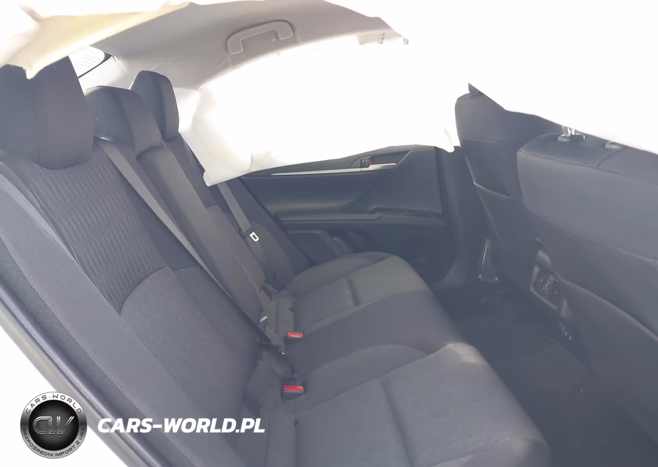 2026 Toyota Camry Le VIN:4T1DAACK1TU291117 - 8