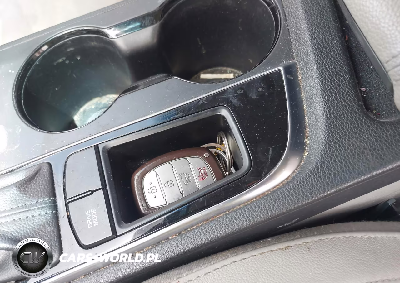 2015 Hyundai Sonata Sport VIN:5NPE34AF7FH219735 - 11