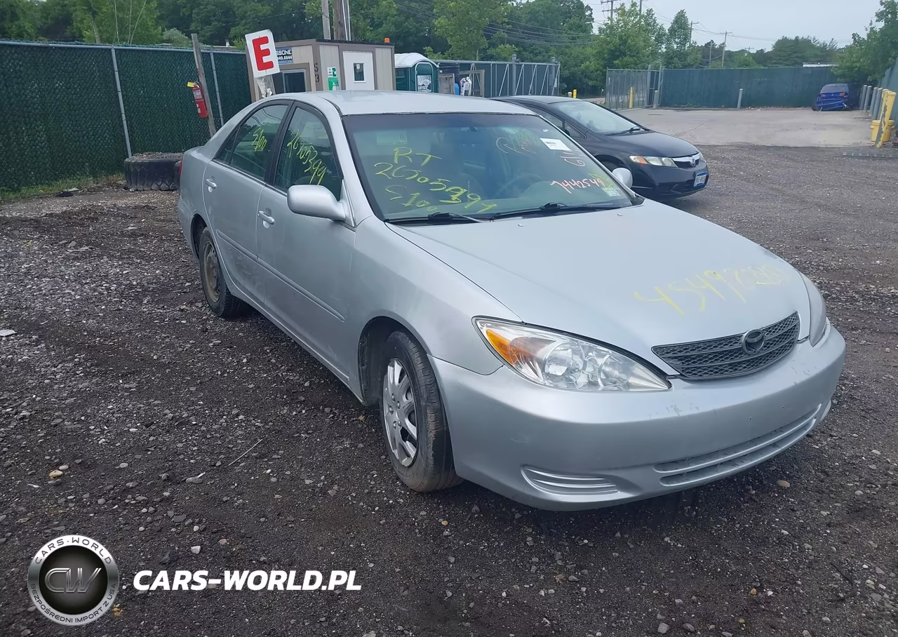 2002 Toyota Camry Le – zdjęcie 1 z 14