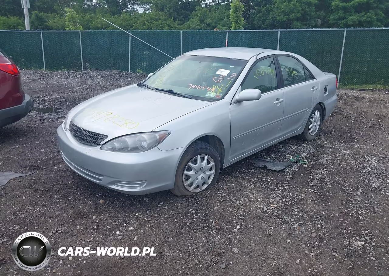 2002 Toyota Camry Le VIN:4T1BE32K72U046796 - 2