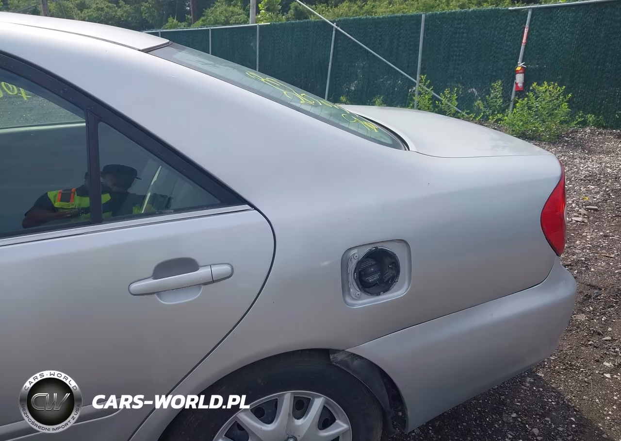 2002 Toyota Camry Le VIN:4T1BE32K72U046796 - 6