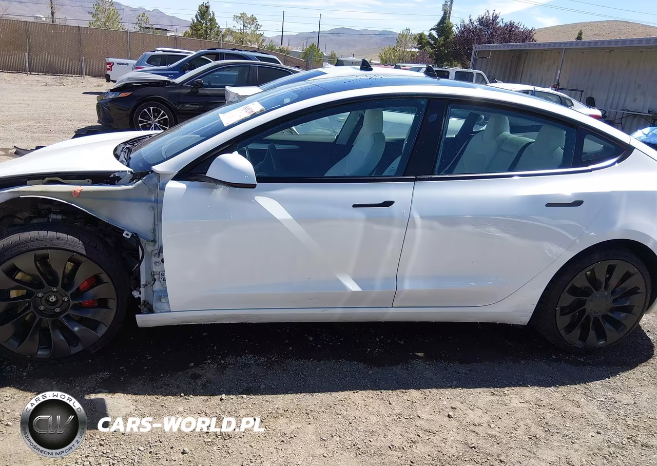 2022 Tesla Model 3 Performance Dual Motor All-Wheel Drive VIN:5YJ3E1EC4NF293403 - 14