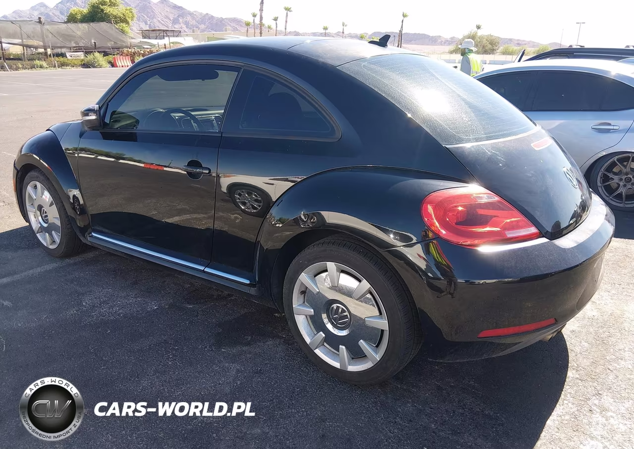2012 Volkswagen Beetle 2.5L VIN:3VWJP7AT0CM629189 - 3