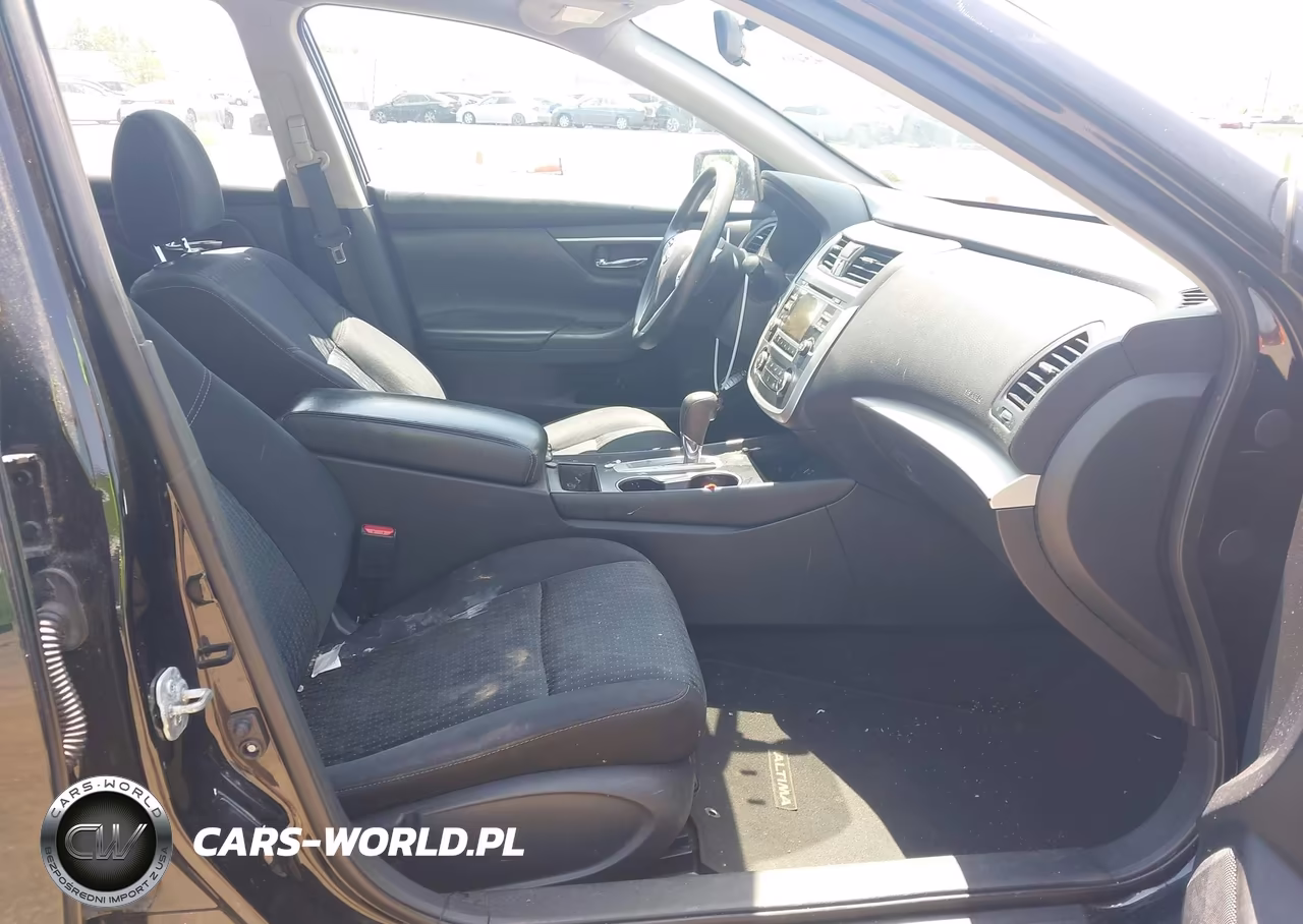 2017 Nissan Altima 2.5 S VIN:1N4AL3AP1HC151938 - 5