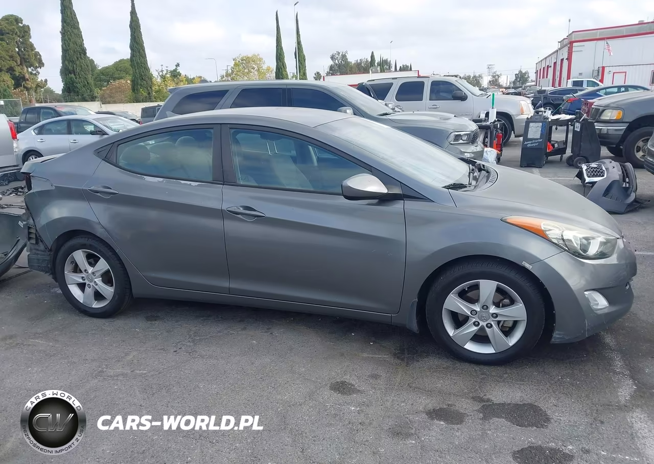 2013 Hyundai Elantra Gls VIN:5NPDH4AE9DH331065 - 14