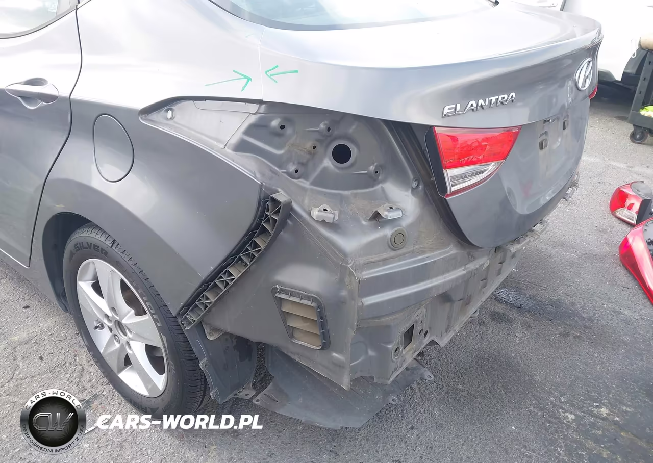2013 Hyundai Elantra Gls VIN:5NPDH4AE9DH331065 - 18