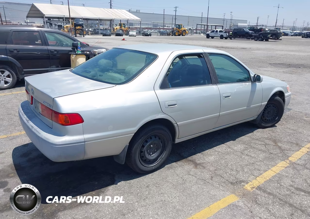 2001 Toyota Camry Le VIN:4T1BG22K91U111649 - 4