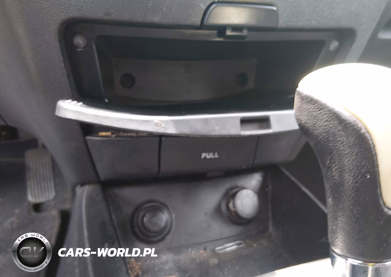 2009 Hyundai Elantra Touring VIN:KMHDC86E89U038474 - 14