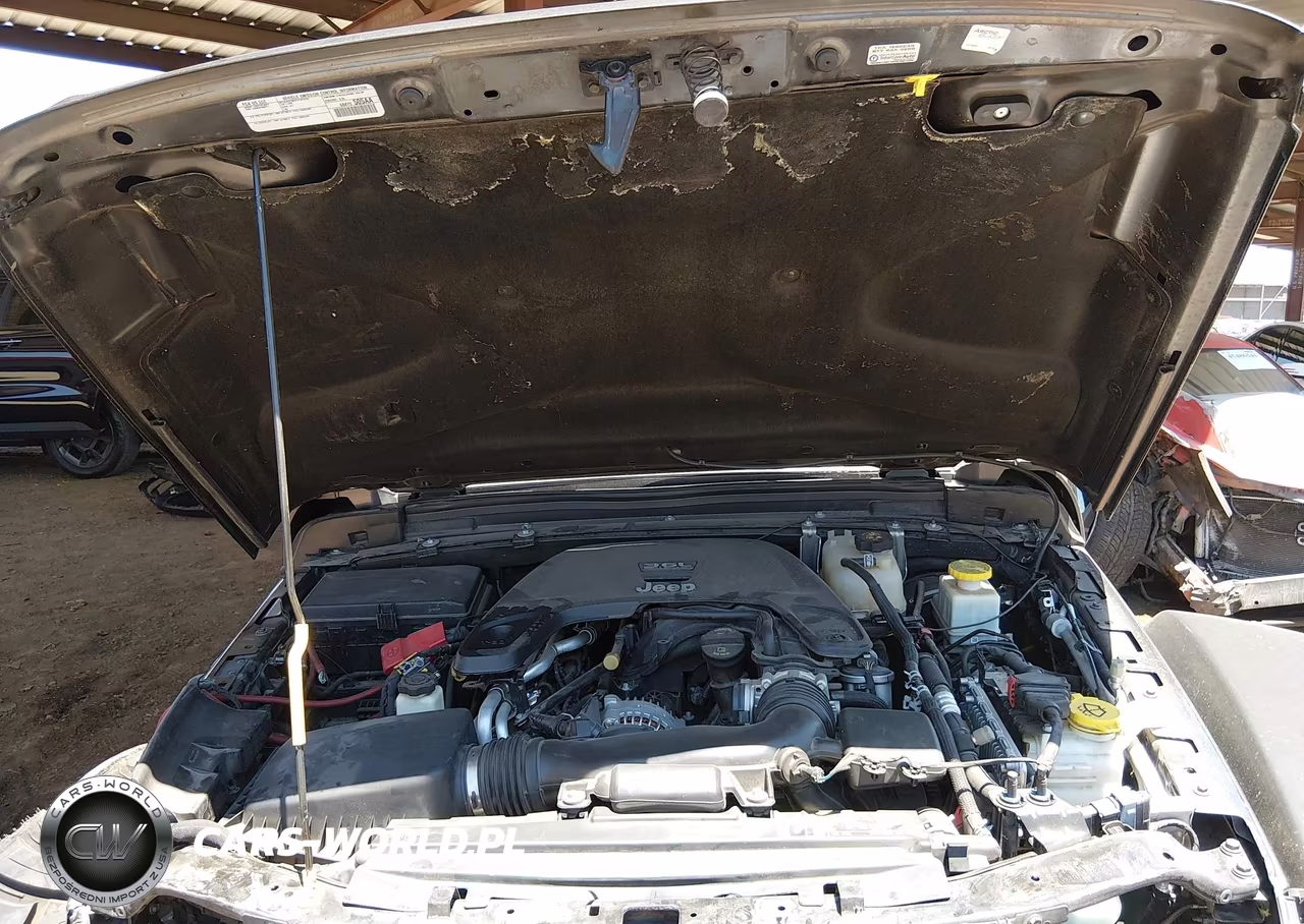 2020 Jeep Gladiator Mojave 4X4 VIN:1C6JJTEG9LL210678 - 10