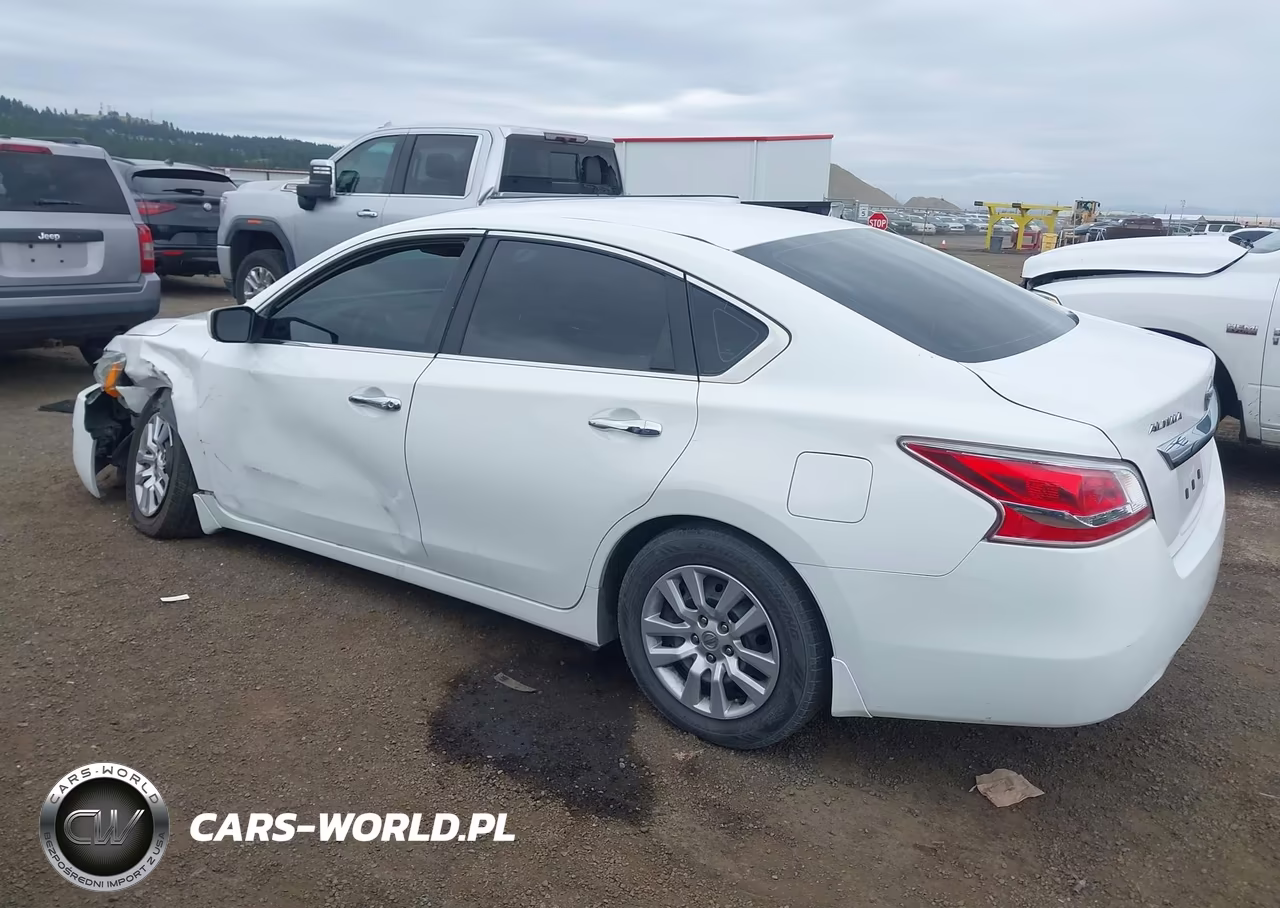 2015 Nissan Altima 2.5 S VIN:1N4AL3AP9FN866872 - 15