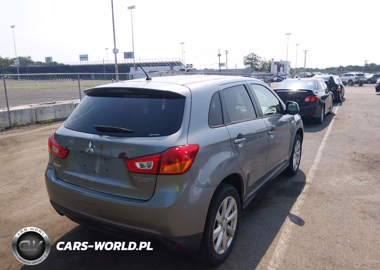 2015 Mitsubishi Outlander Sport Es VIN:4A4AR3AU9FE024105 - 4