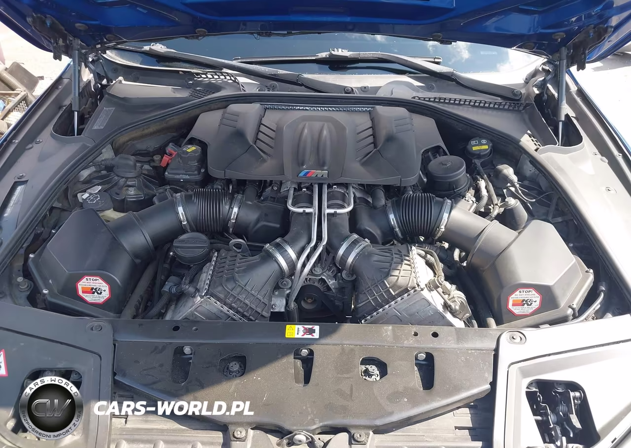 2015 BMW M5 VIN:WBSFV9C54FD594657 - 10