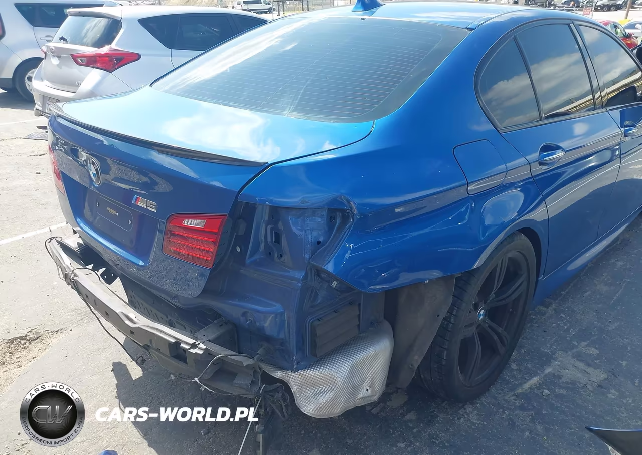 2015 BMW M5 VIN:WBSFV9C54FD594657 - 19