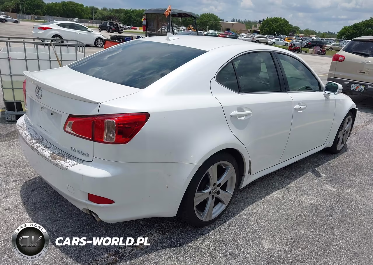 2013 Lexus Is 250 VIN:JTHBF5C21D5192814 - 4