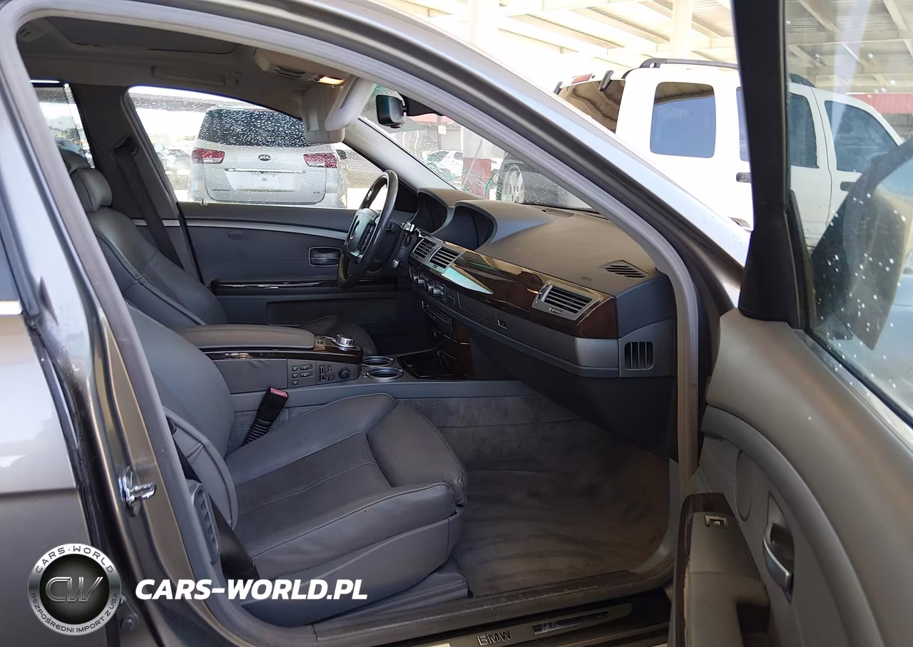 2007 BMW 750Li VIN:WBAHN83577DT71618 - 5