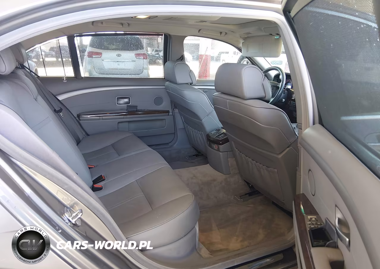 2007 BMW 750Li VIN:WBAHN83577DT71618 - 8