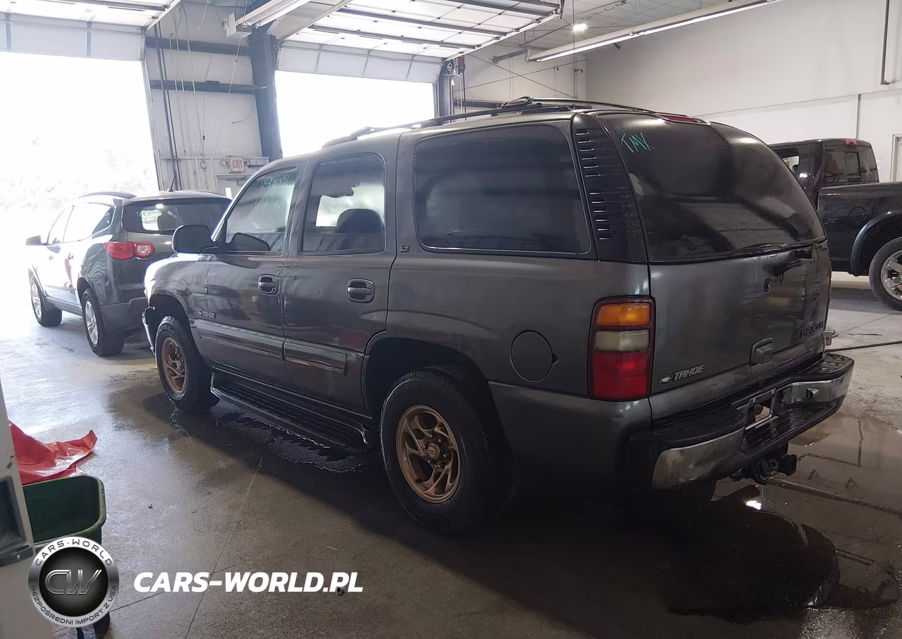 2000 Chevrolet Tahoe All New Lt VIN:1GNEK13T8YJ100369 - 3