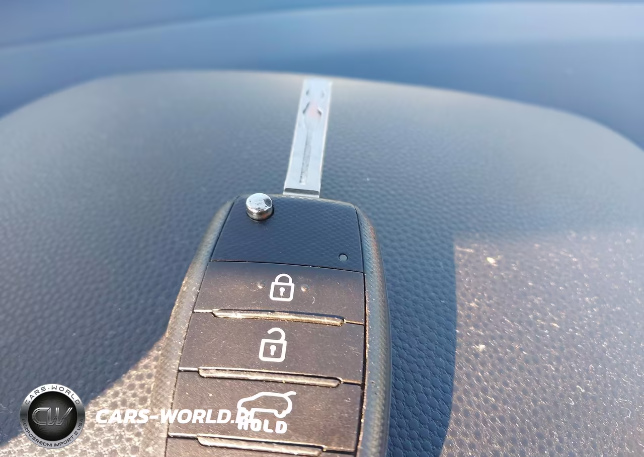 2017 Kia Soul + VIN:KNDJP3A57H7443020 - 11
