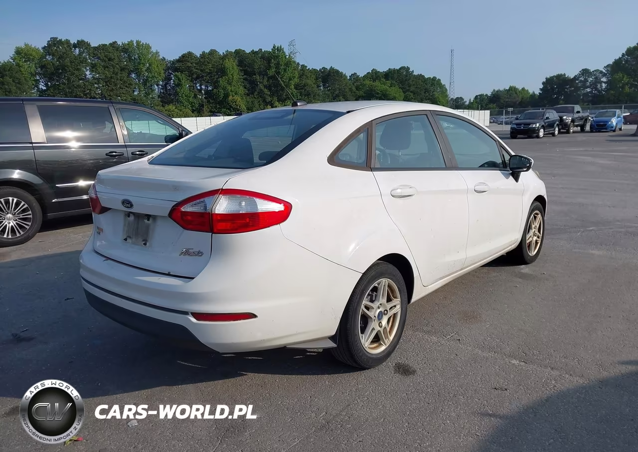 2017 Ford Fiesta Se VIN:3FADP4BJ3HM138236 - 4