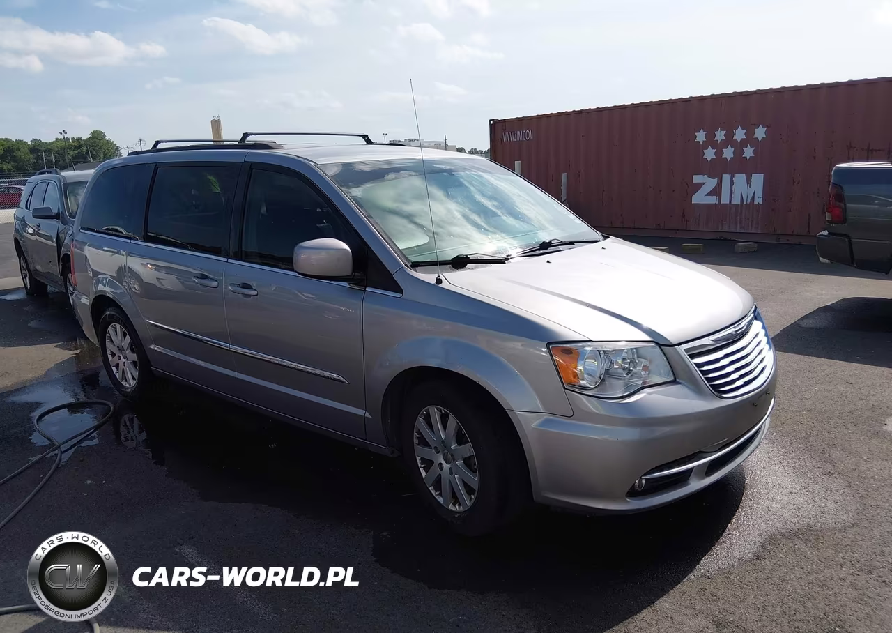 2016 Chrysler Town & Country Touring – zdjęcie 1 z 16